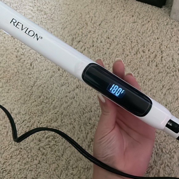 Revlon Hair Straightener - Picture 6 of 6